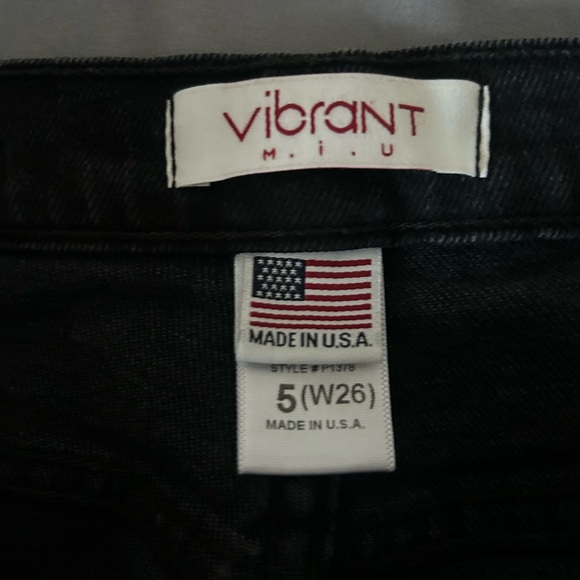 Vibrant M.I.U Black distressed Jean - Picture 2 of 3